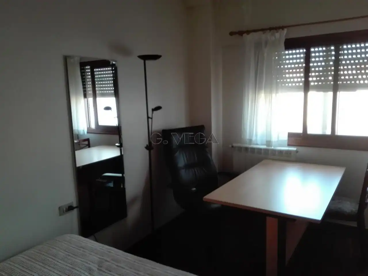 Bedroom of Flat for rent in Vigo   with Heating, Parquet flooring and Furnished