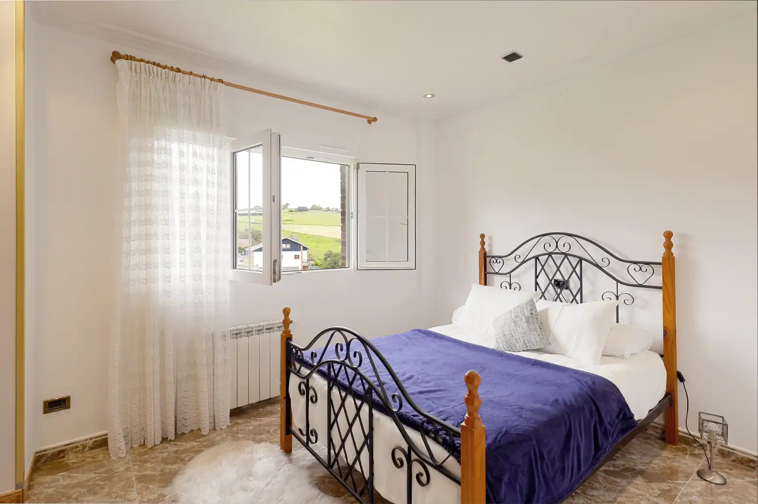 Habitación de Casa o chalet en venta en Carreño con Calefacción, Jardín privado y Terraza