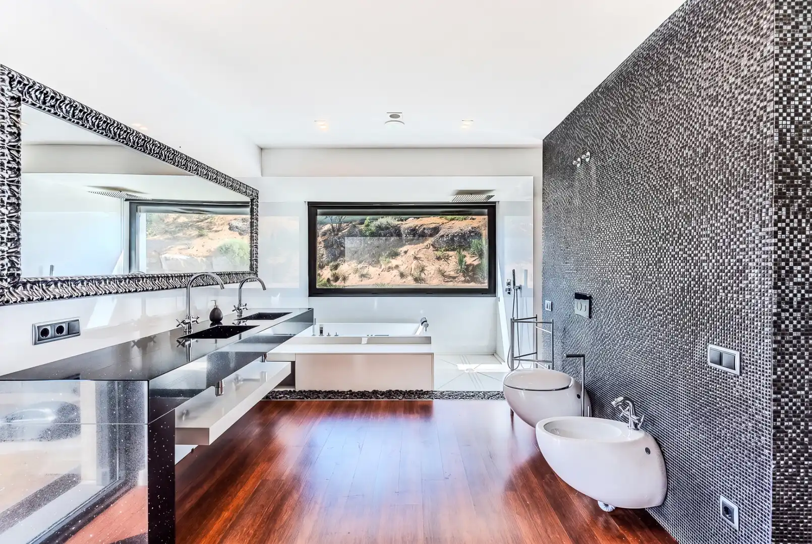 Bany de Casa o xalet en venda en Tàrrega amb Aire condicionat, Jardí privat i Terrassa