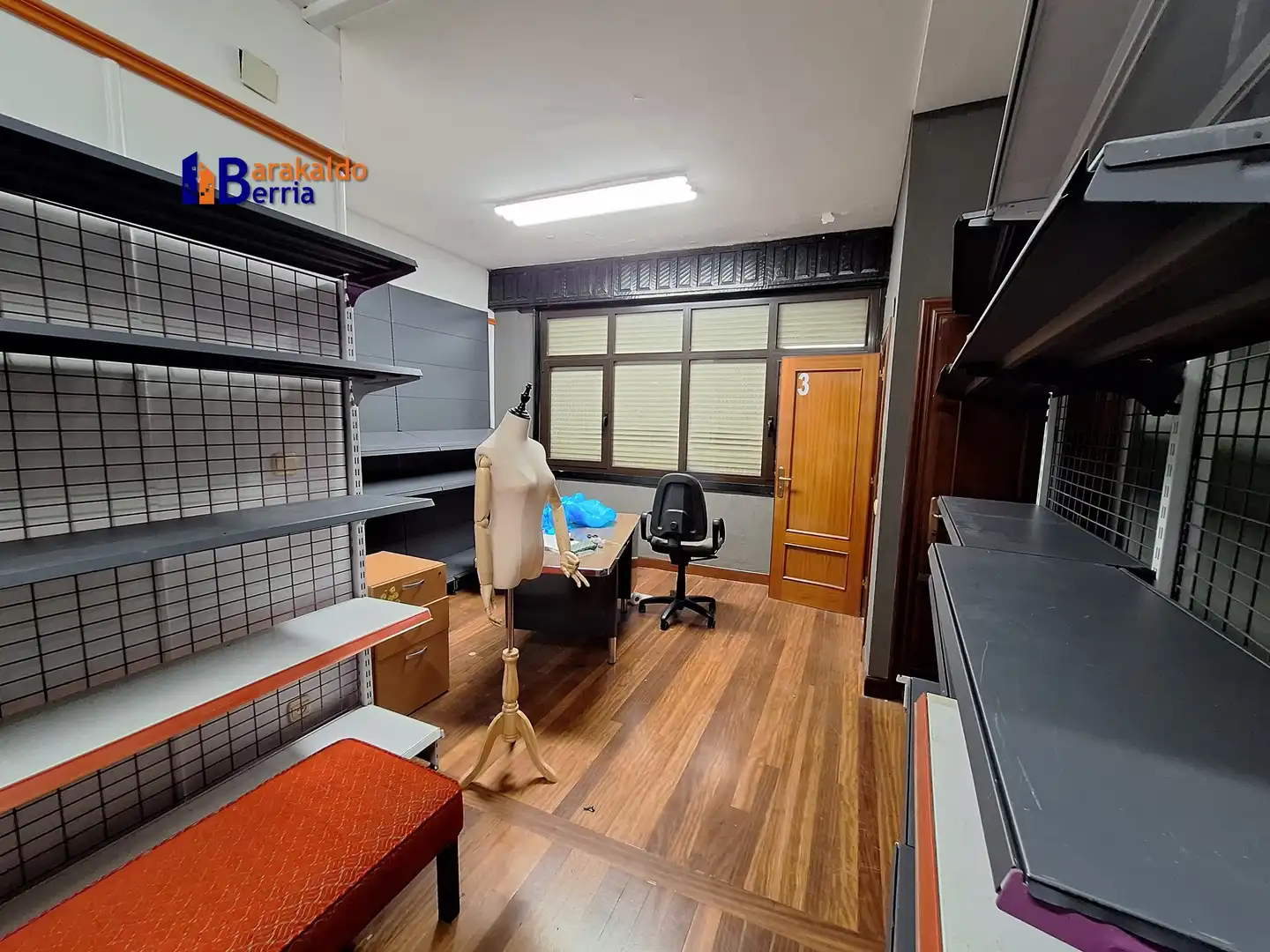 Office for rent in Portugalete  with Furnished