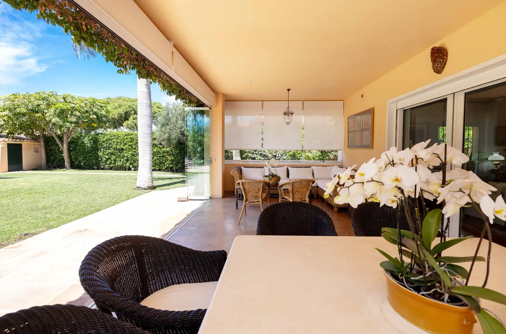 Terrassa de Casa o xalet en venda en Málaga amb Aire condicionat, Calefacció i Jardí privat