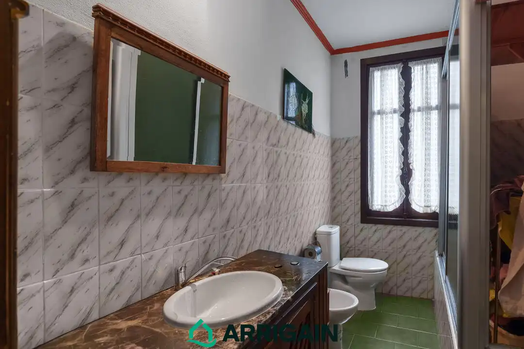 Baño de Casa adosada en venta en Donostia - San Sebastián  con Calefacción, Jardín privado y Terraza