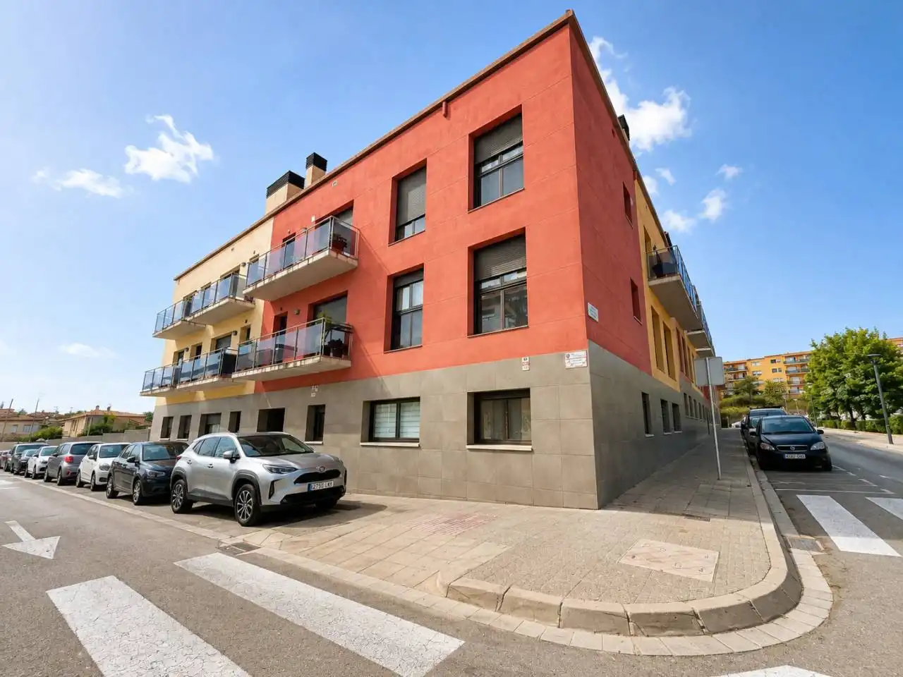 Außenansicht von Wohnung zum Verkauf in Palafrugell mit Privatgarten, Terrasse und Gemeinschaftspool