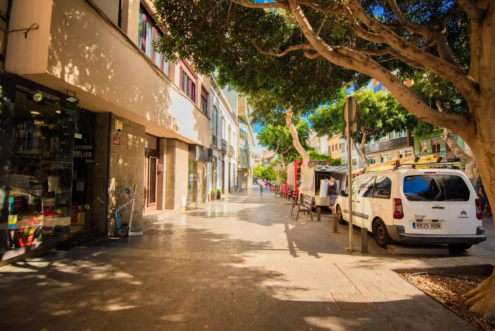 Local comercial en alquiler en Calle SAN BERNARDO, imagen 2