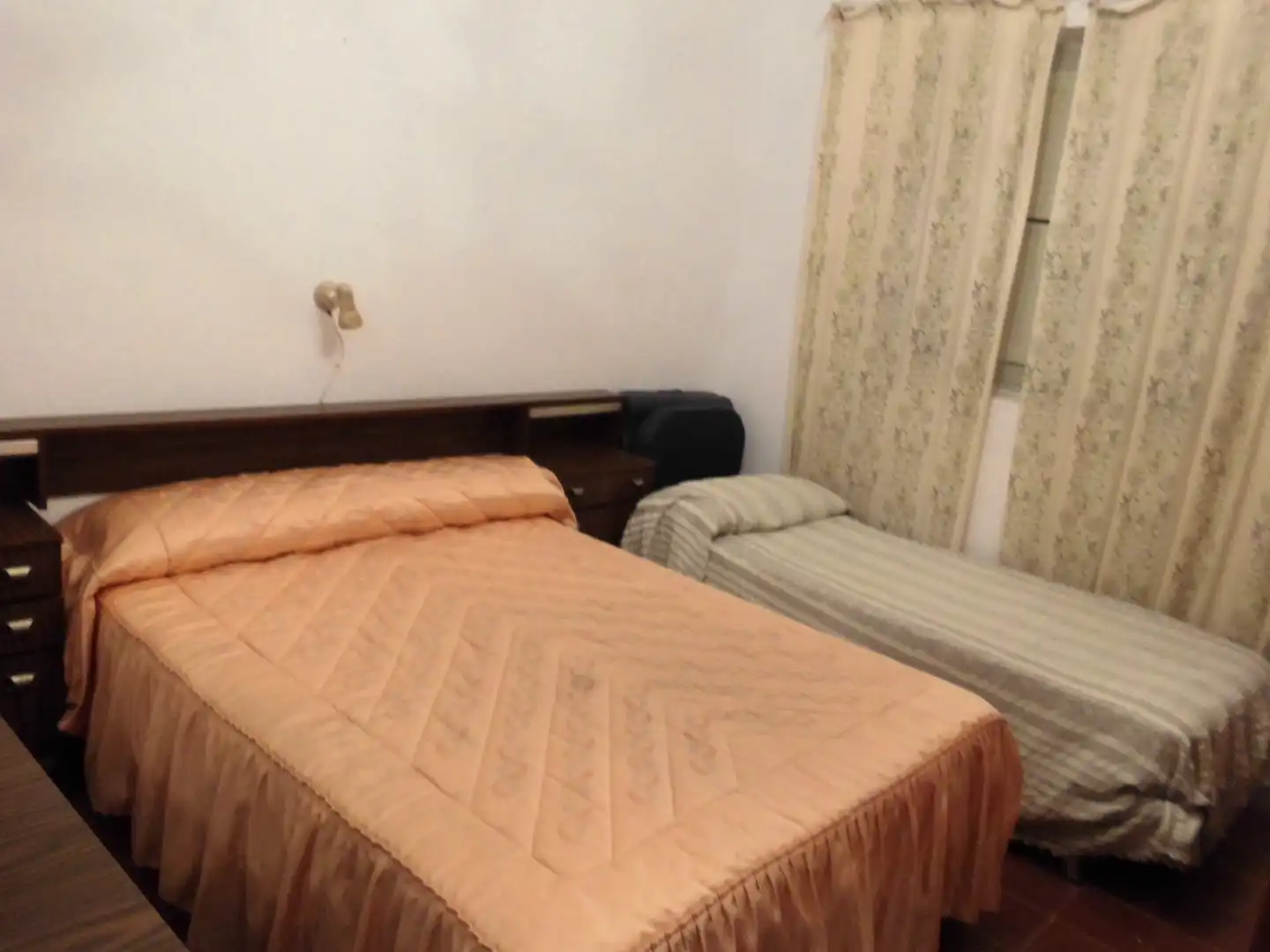 Schlafzimmer von Einfamilien-Reihenhaus zum Verkauf in Belchite mit Heizung, Terrasse und Abstellraum