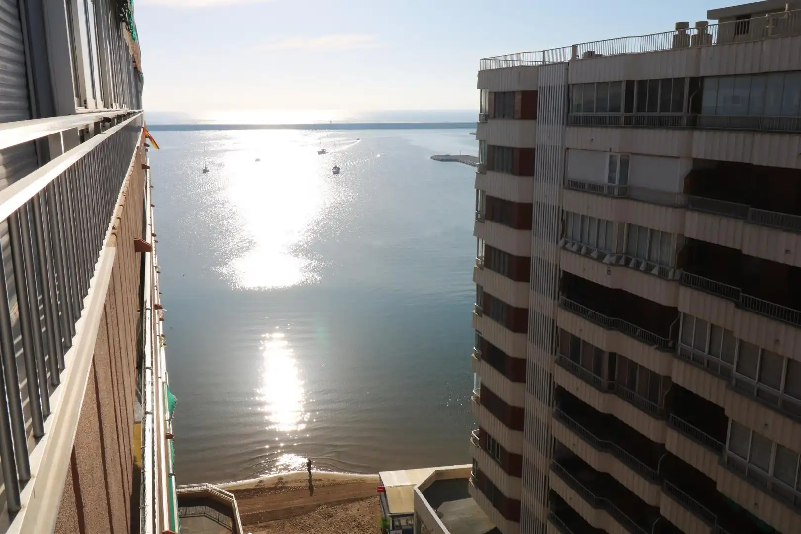 Penthouse with pool for sale in Playa del Acequión, Náufragos y Rocío del Mar, imagen 3