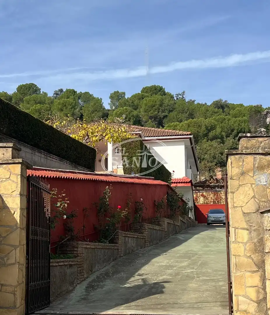 Chalet con piscina en venta en Periurbano Oeste - Sierra, imagen 2
