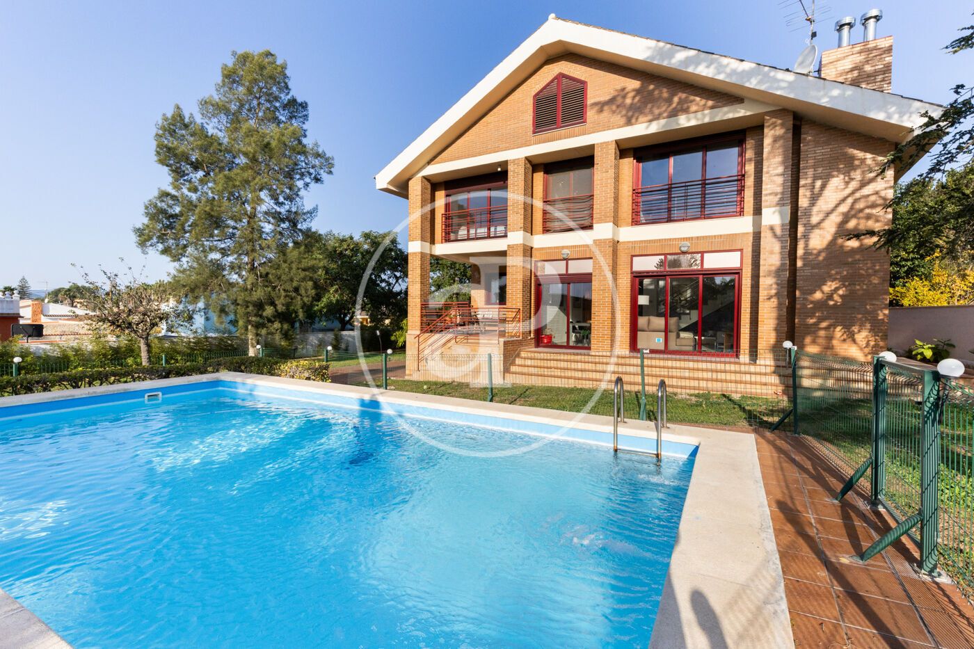 Swimming pool of House or chalet for sale in L'Eliana  with Air Conditioner, Heating and Private garden