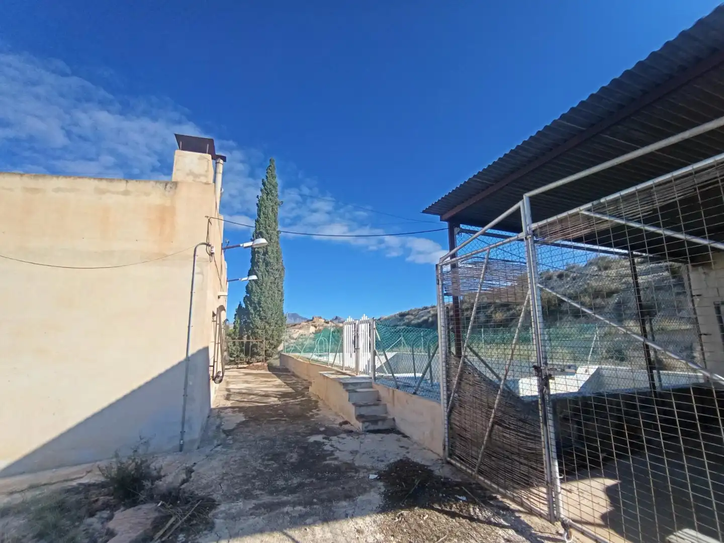 Vista exterior de Casa o xalet en venda en Molina de Segura amb Jardí privat, Traster i Piscina