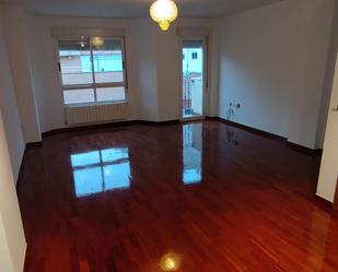 Living room of Duplex for sale in  Albacete Capital  with Heating, Parquet flooring and Storage room