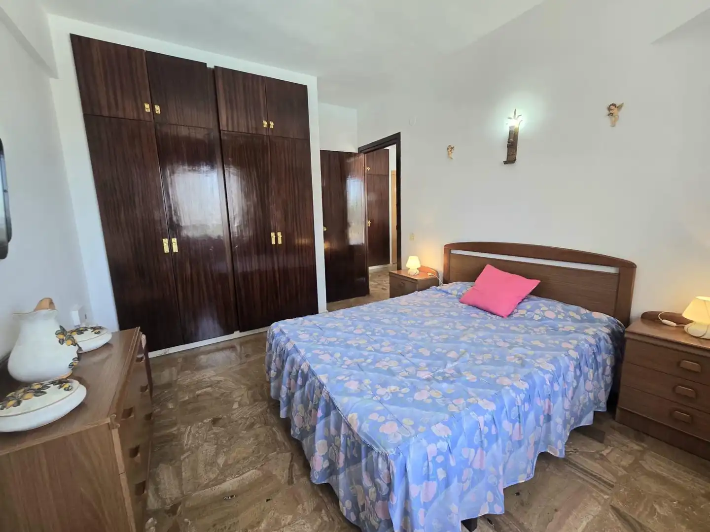 Dormitori de Pis en venda en Torremolinos amb Terrassa, Moblat i Piscina comunitària