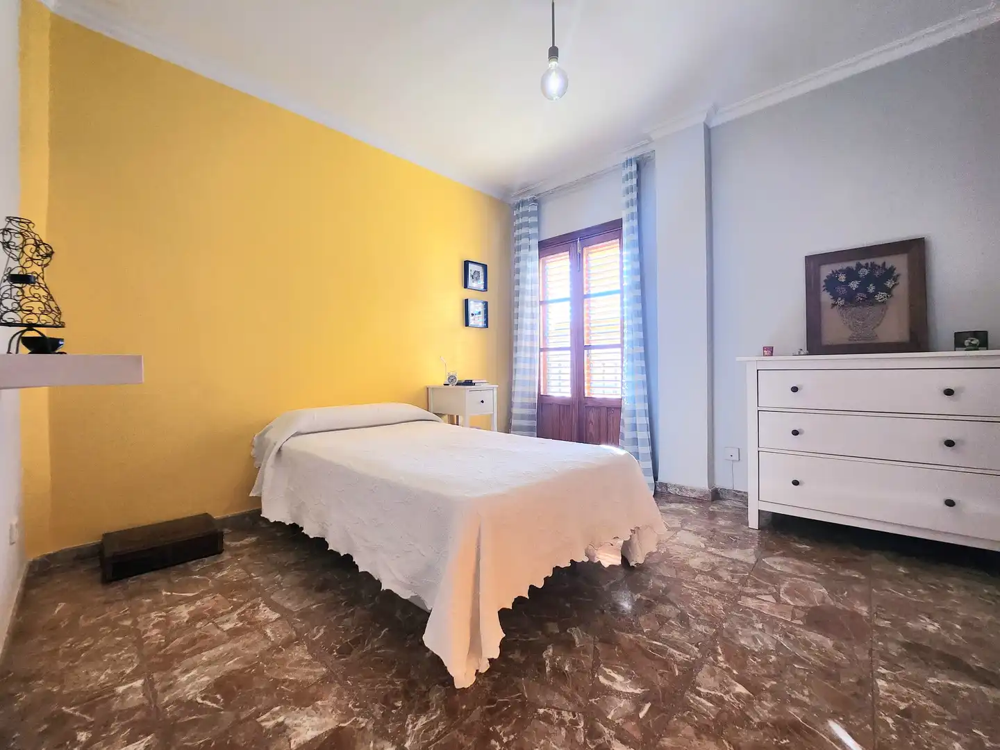 Habitación de Casa o chalet en venta en Alcalá de Guadaira con Aire acondicionado, Calefacción y Jardín privado