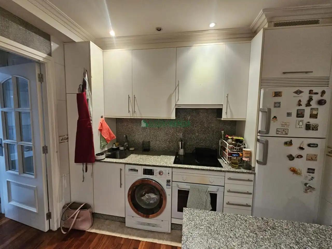 Cocina de Apartamento en venta en Vigo  con Calefacción y Parquet