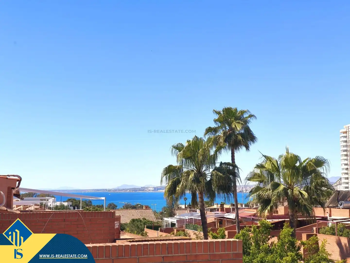 Casa con piscina in vendita a Playa de San Juan - El Cabo de las Huertas