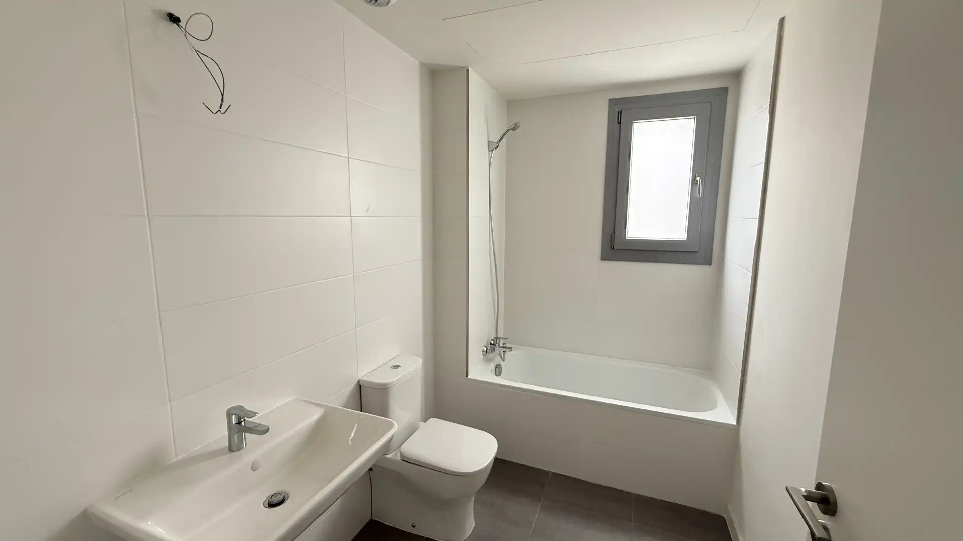 Baño de Ático de alquiler en Estepona con Aire acondicionado, Calefacción y Terraza