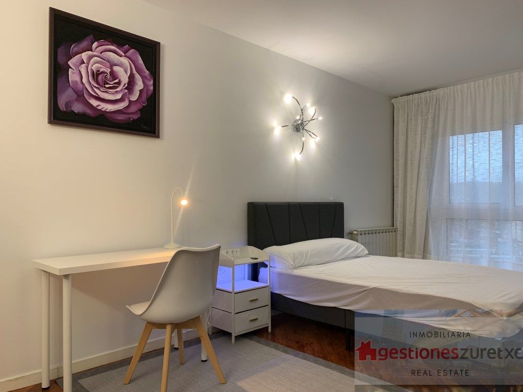 Bedroom of Flat to share in Bilbao 