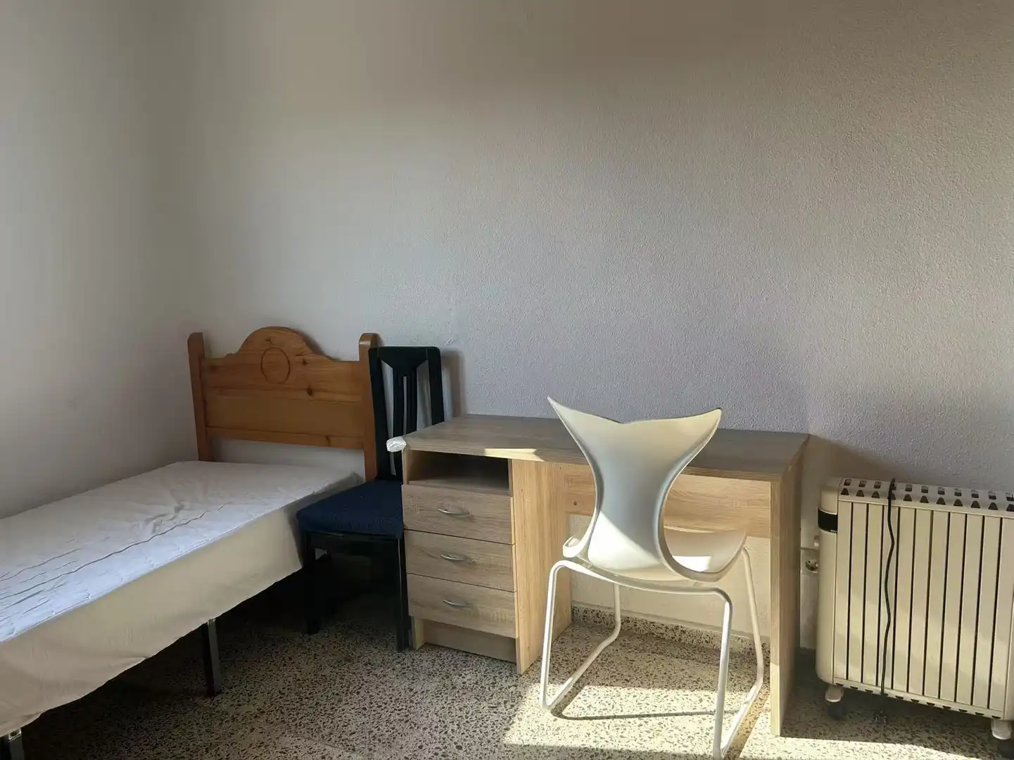 Habitación de Casa o chalet en venta en Granada con Terraza y Amueblado