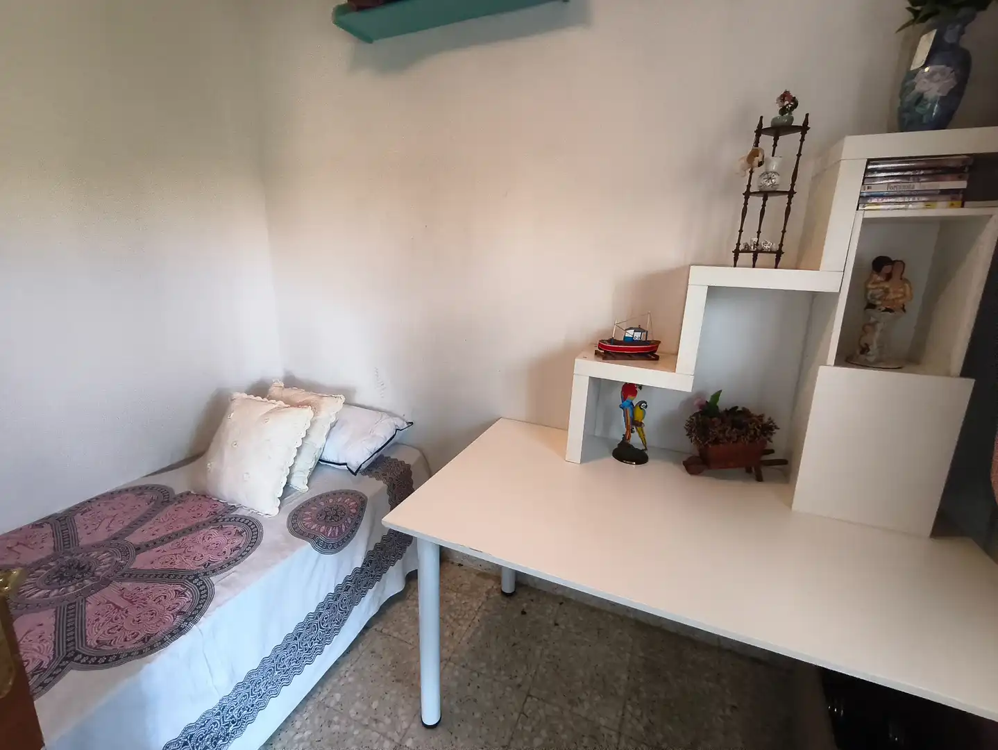 Bedroom of Flat for sale in Madrid  with Heating, Terrace and Furnished