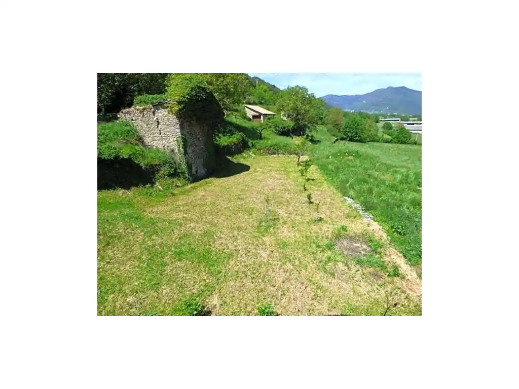 Casa o chalet en venta en C. Única Ligüerre, 2-6, Fiscal