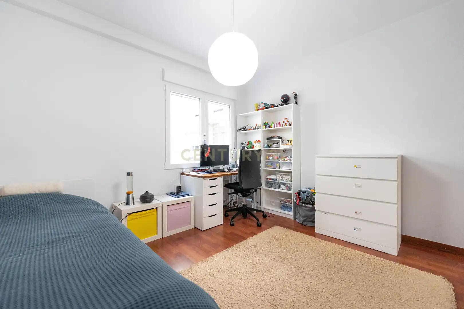 Bedroom of Apartments for rent in Pozuelo de Alarcón  with Oven, Washing machine and Microwave