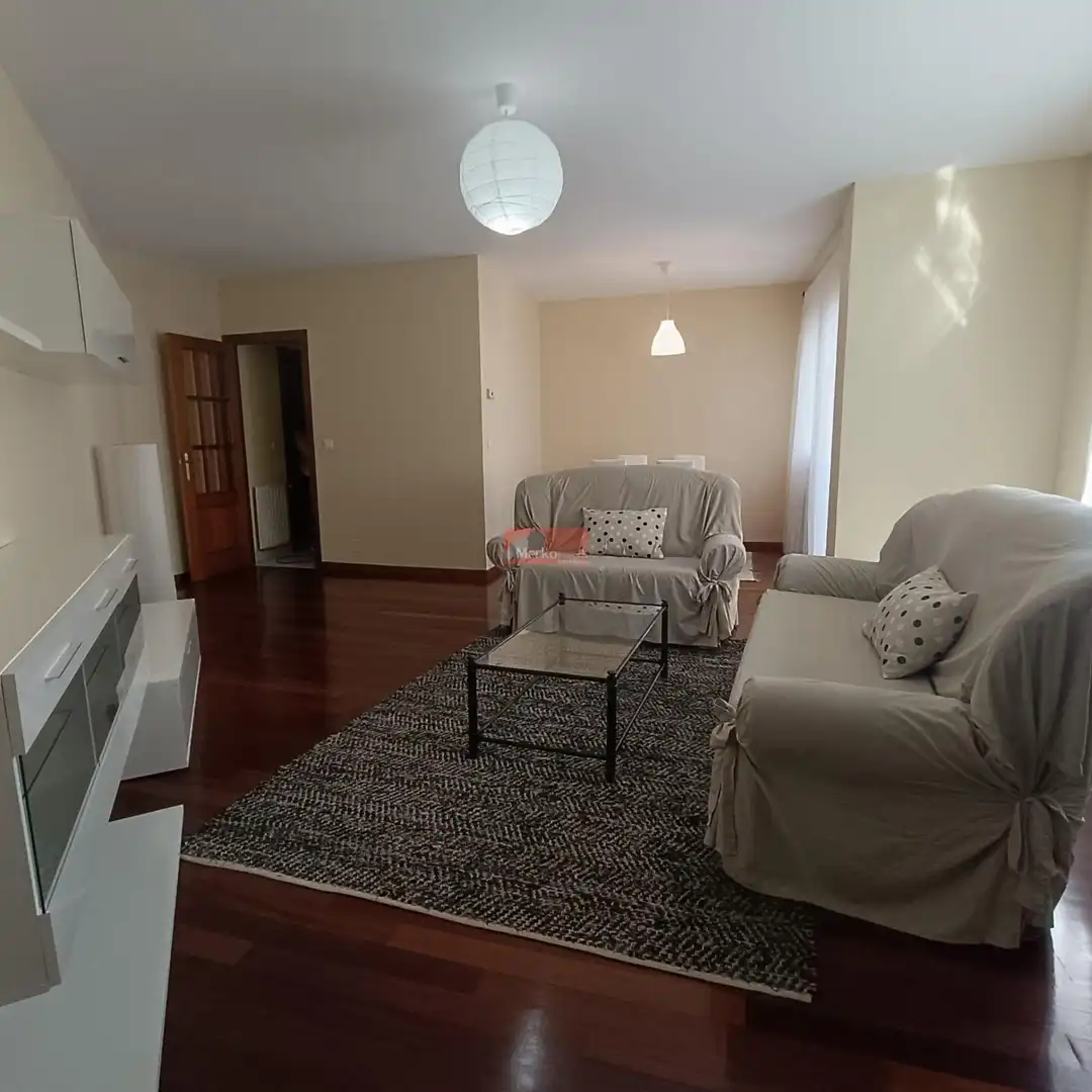 Flat for rent in Residencia - Abella