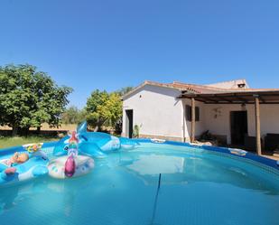 Swimming pool of House or chalet to rent in El Vendrell