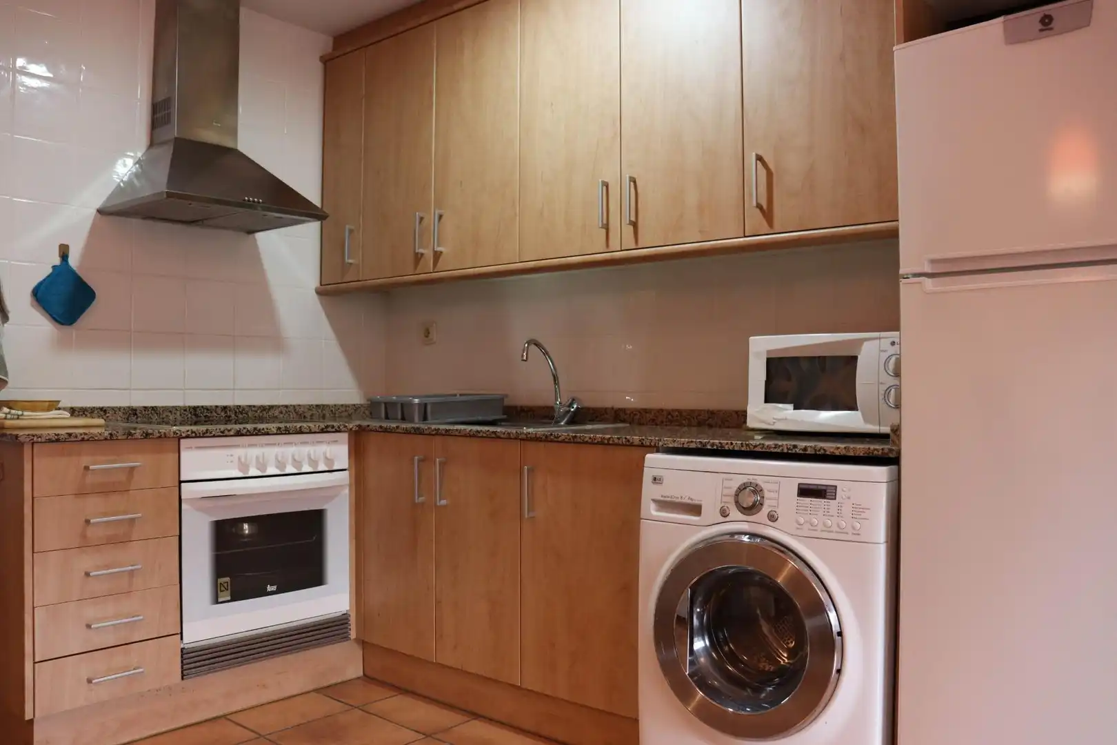 Cocina de Piso en venta en Camarena de la Sierra con Calefacción, Trastero y Amueblado