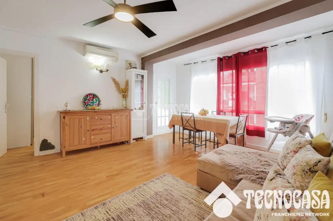 Sala de estar de Piso en venta en Premià de Mar con Aire acondicionado y Balcón