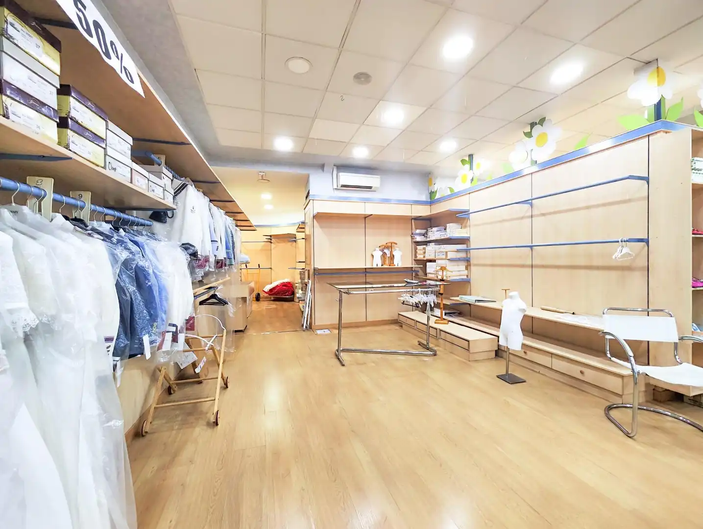 Commercial properties for rent in Puertollano  with Air Conditioner, Parquet flooring and Furnished