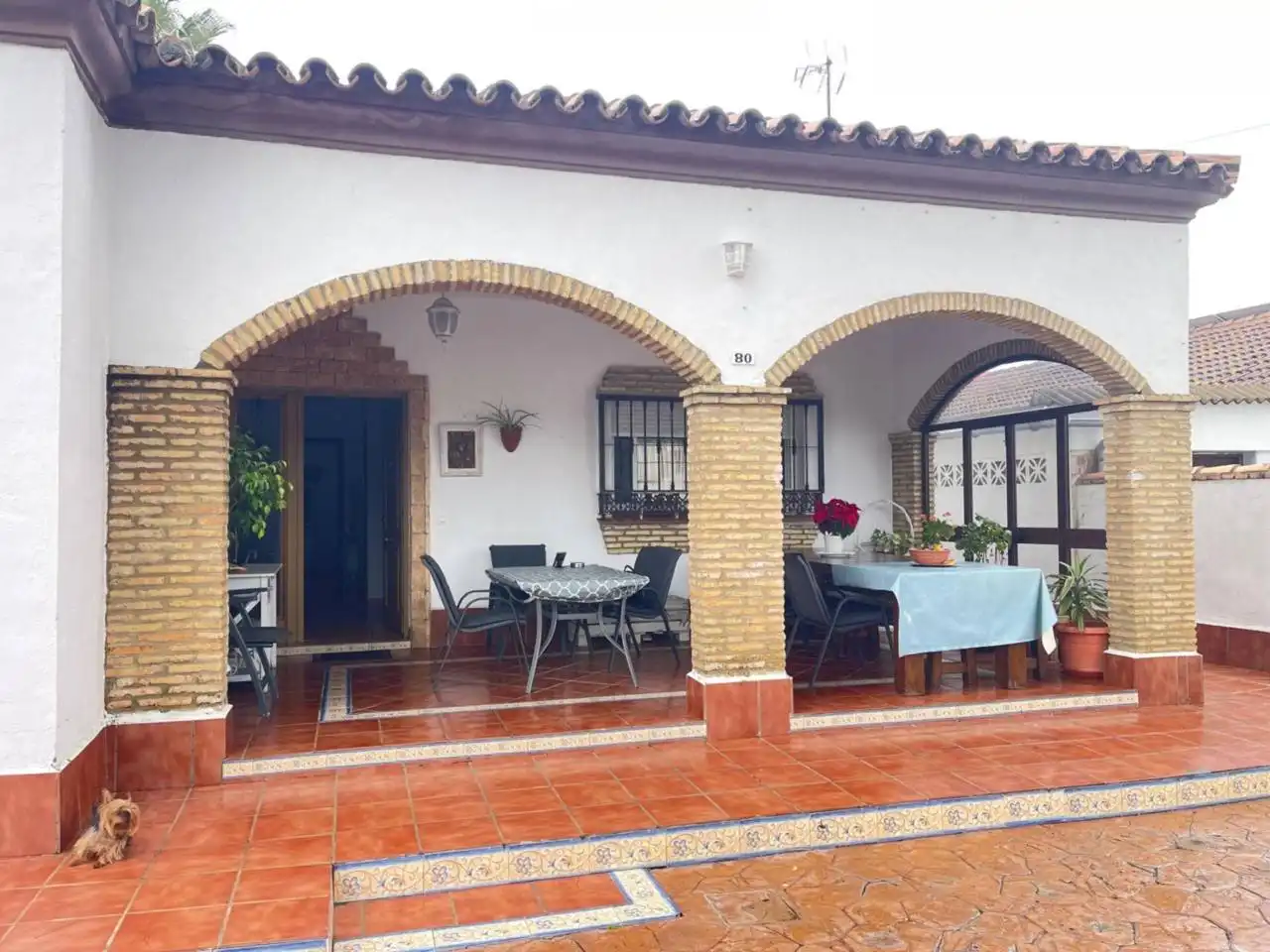 Vista exterior de Casa o xalet en venda en Chiclana de la Frontera amb Aire condicionat