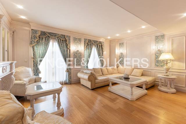 Casa-chalet en Venta en El Cabanyal - El Canyamelar