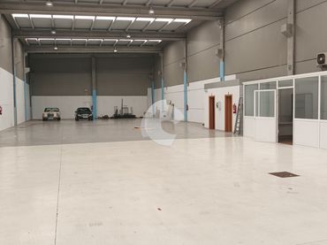 Nave industrial en venta en San Cibrao das Viñas