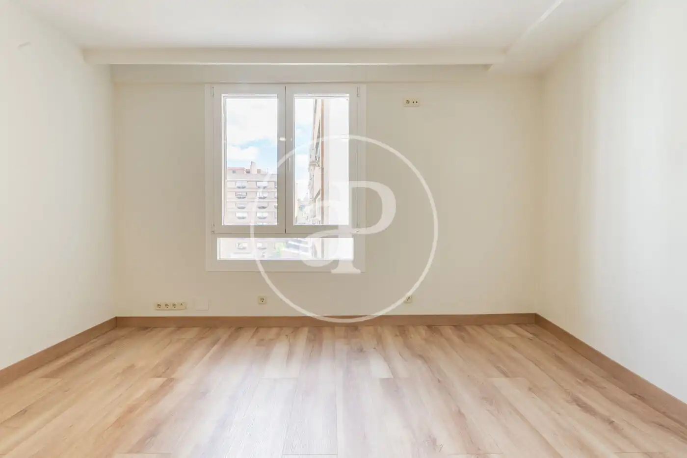 Wohnzimmer von Wohnung zum Verkauf in Madrid mit Klimaanlage, Heizung und Terrasse