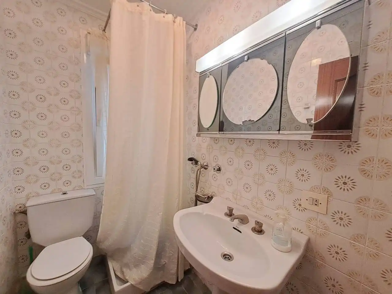 Baño de Piso en venta en Burgos con Calefacción y Trastero