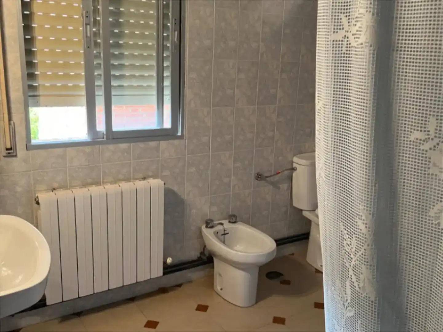 Bathroom of Flat for sale in La Miñosa, Guadalajara