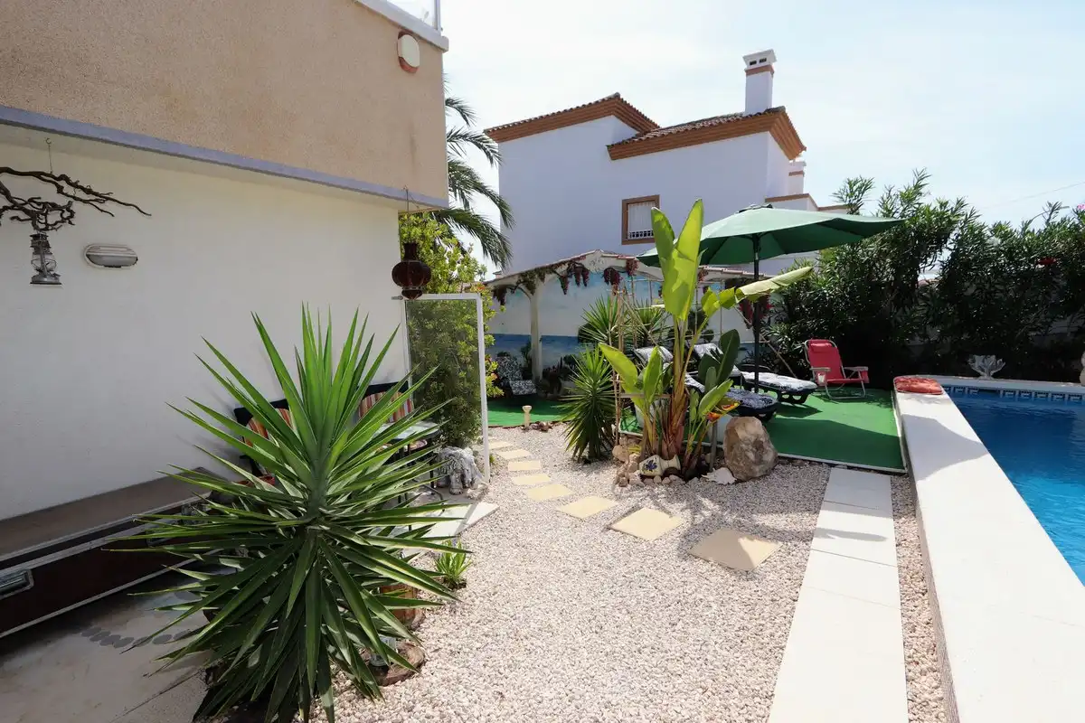 Jardín de Casa o chalet en venta en Alicante / Alacant con Aire acondicionado, Jardín privado y Terraza