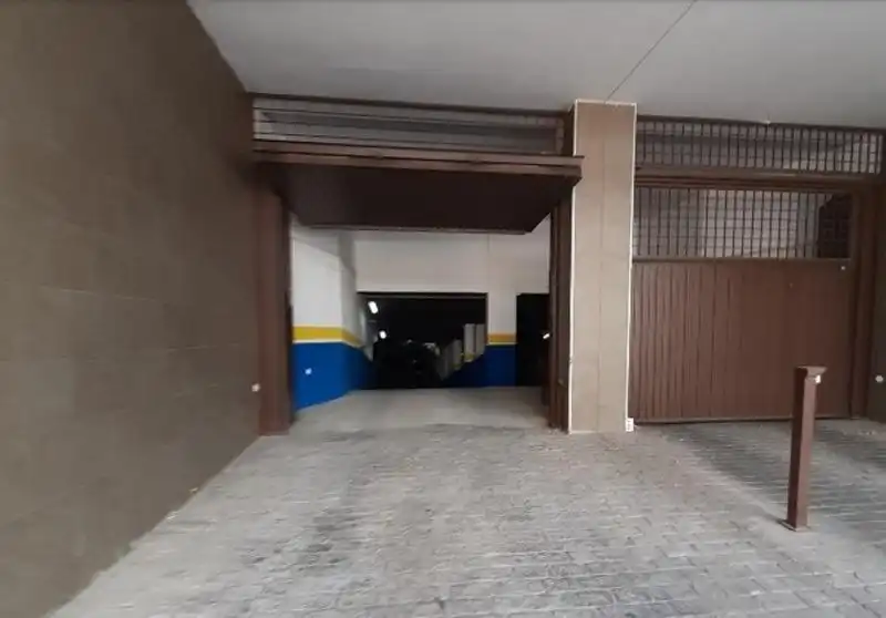 Garatge en venda a Calle ALBANEGA, DE LA, Los Molinos