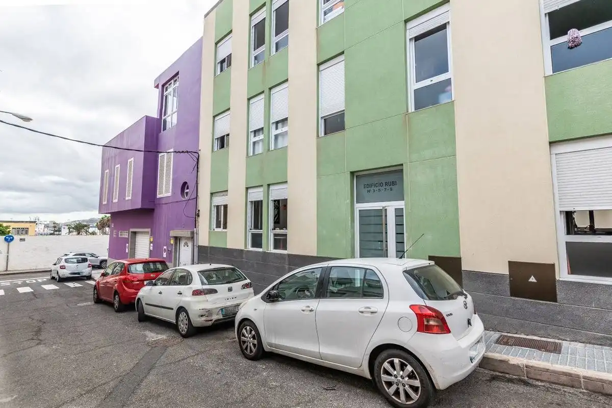 Vista exterior de Piso en venta en Las Palmas de Gran Canaria con Trastero