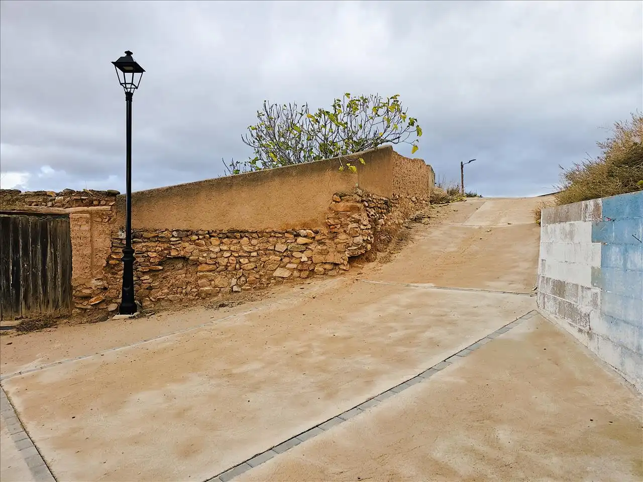 Vista exterior de Residencial en venta en Aniñón