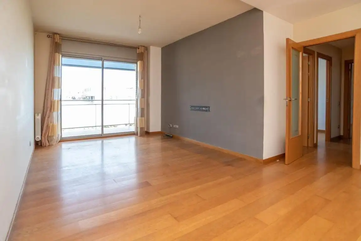 Wohnzimmer von Wohnung zum Verkauf in Badalona mit Heizung, Parkett und Terrasse