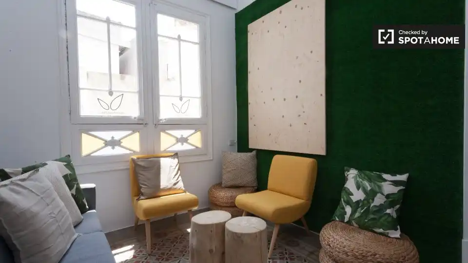 Living room of Flat for rent in Barcelona  with Air Conditioner, Heating and Furnished