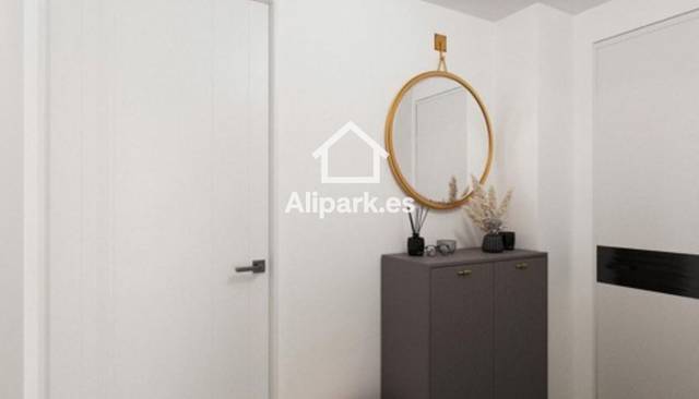 Piso en Venta en General Espartero en Carolinas Altas