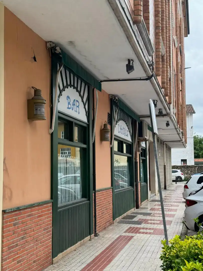 Local comercial en venda a Los Corrales de Buelna - MENENDEZ PELAYO 6, imagen 9