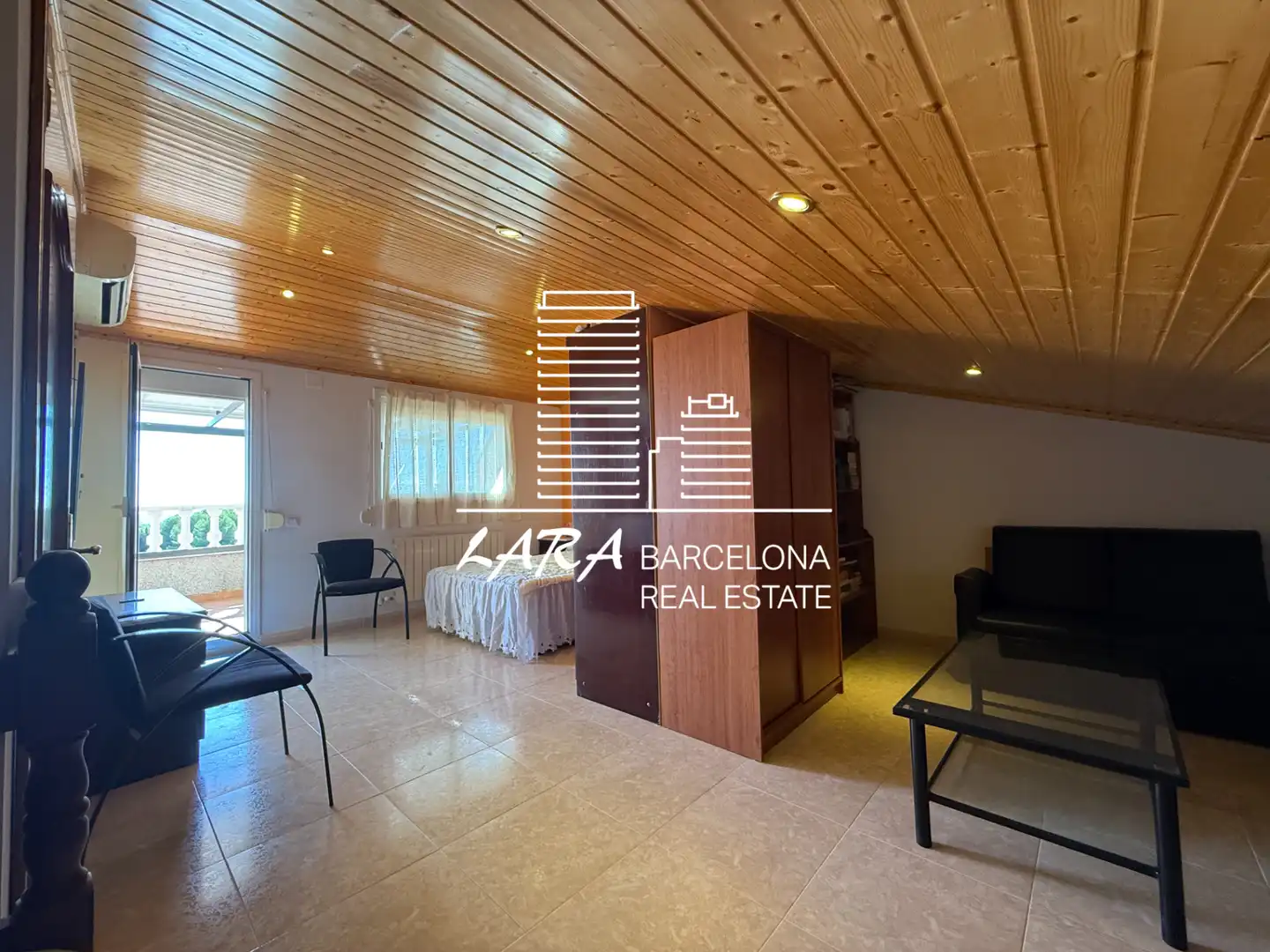 Vista exterior de Casa adosada en venda en Creixell amb Aire condicionat, Calefacció i Jardí privat