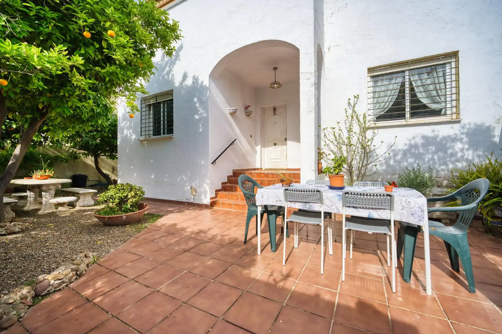 Terrassa de Casa o xalet en venda en Espartinas amb Jardí privat, Terrassa i Traster