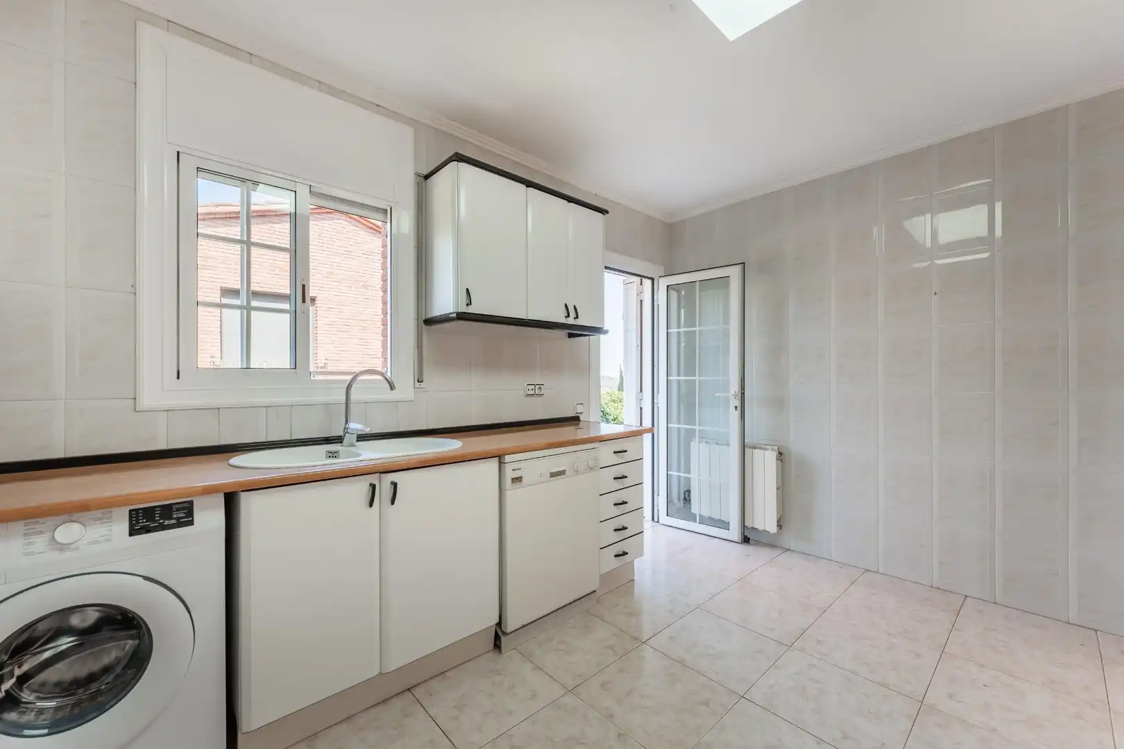 Cocina de Casa o chalet en venta en Bigues i Riells del Fai con Calefacción, Jardín privado y Terraza