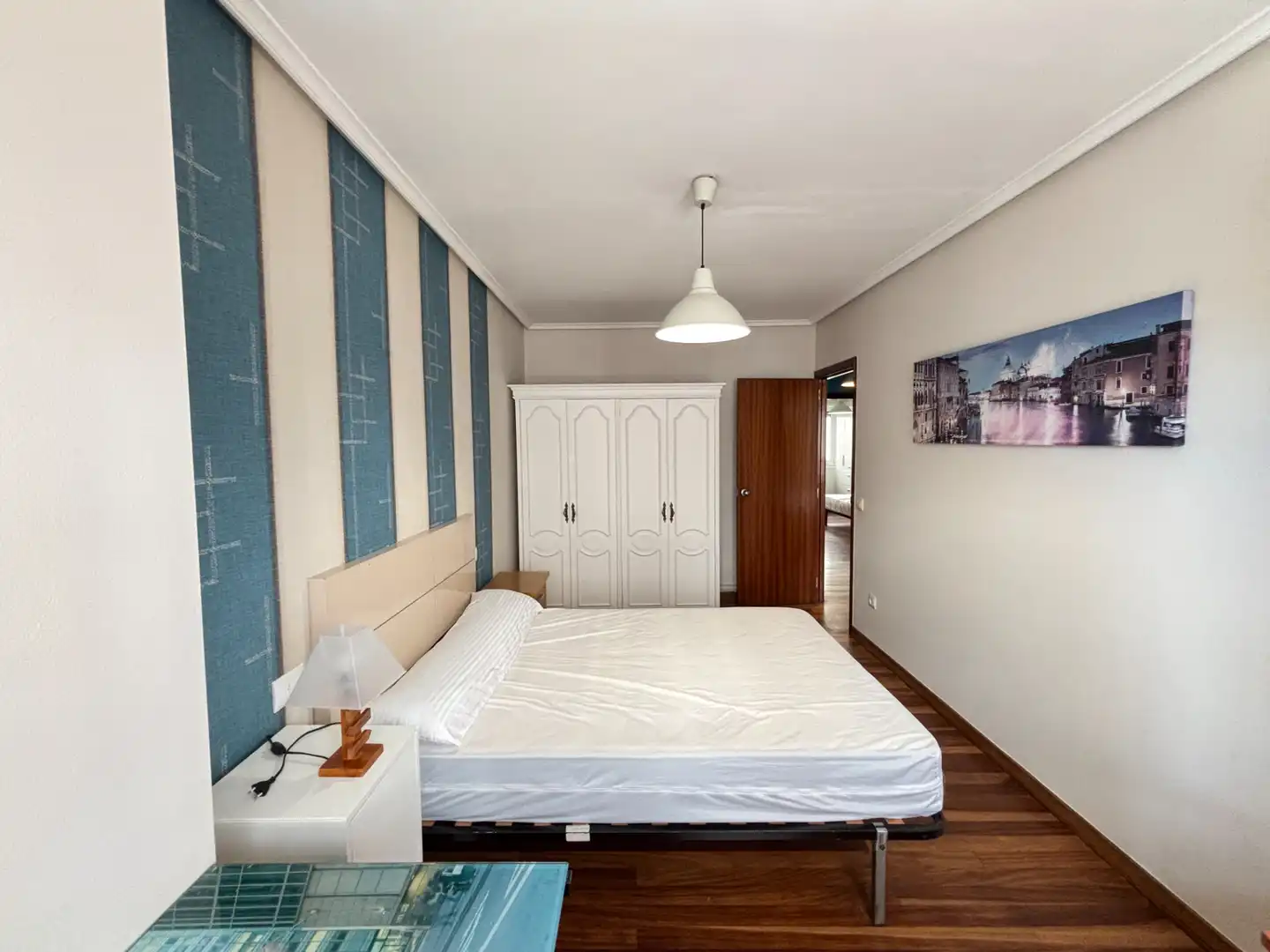 Schlafzimmer von Wohnung zur Miete in Santiago de Compostela  mit Heizung und Möbliert