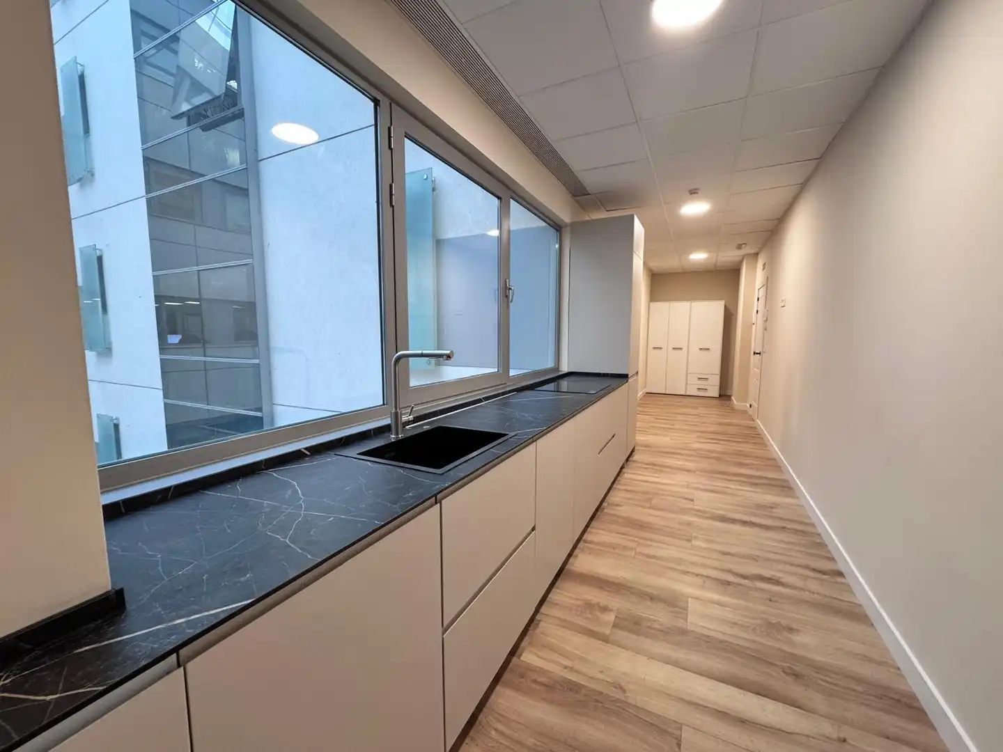 Küche von Büro zur Miete in Rivas-Vaciamadrid mit Heizung und Alarm