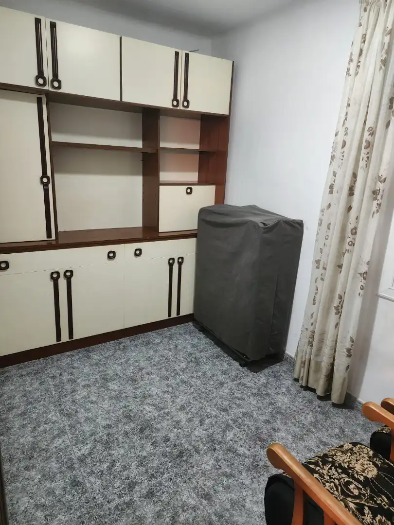 Bedroom of Flat for sale in L'Hospitalet de Llobregat  with Furnished, Oven and Washing machine