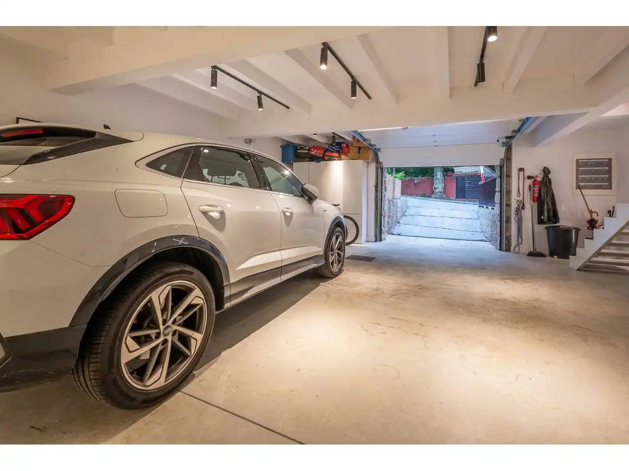 Casa o xalet en venda en Donostia - San Sebastián  amb Aire condicionat, Calefacció i Jardí privat